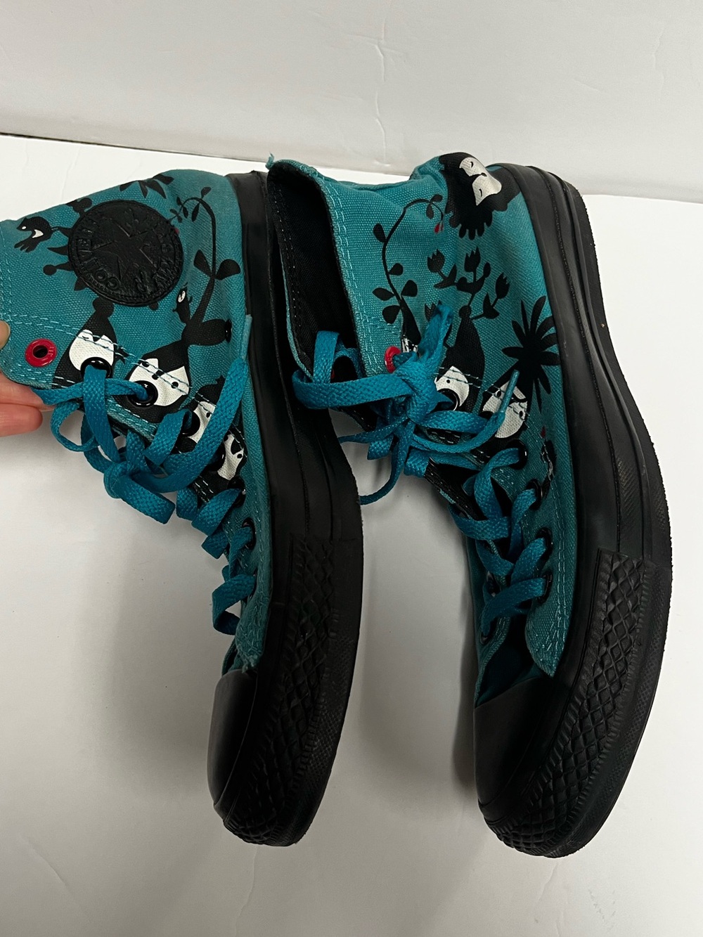 Converse Chuck Taylor All Star High Top Sneakers ft Artist Ana Ventura Size: 8.5 - Picture 5 of 12